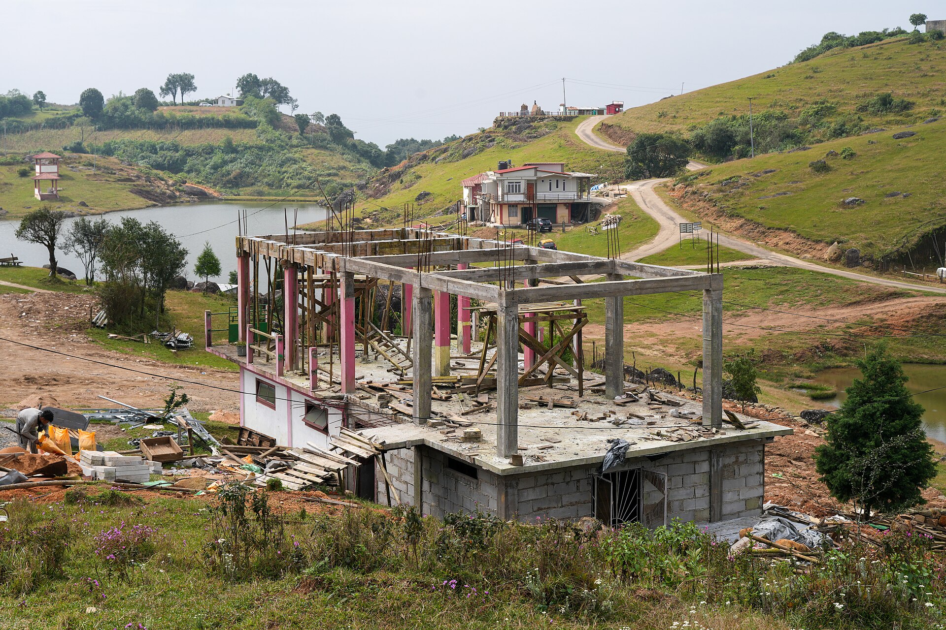 Building made with PMM materials